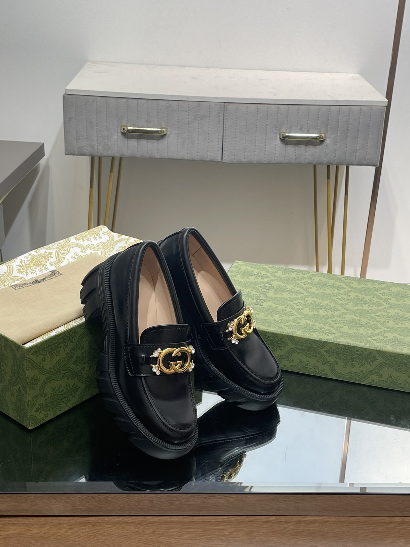 Bagsaaa Gvc*1 LUG SOLE LOAFER Black
