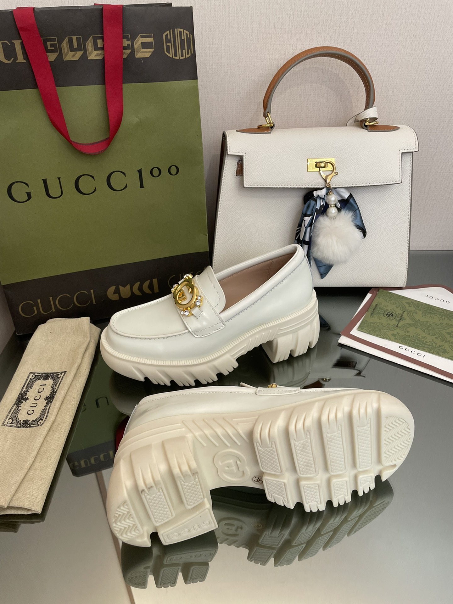 Bagsaaa Gvc*1 LUG SOLE LOAFER White