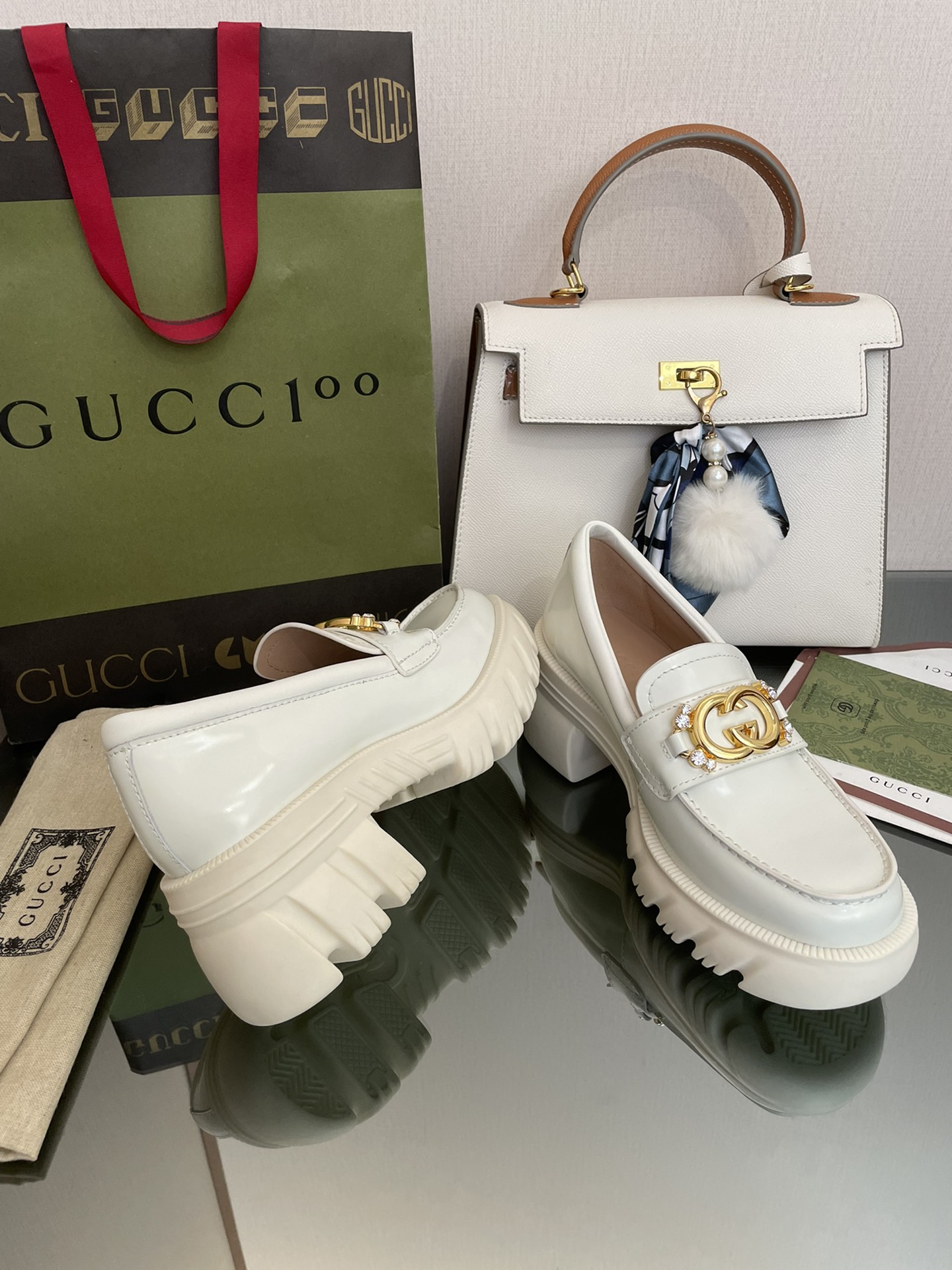 Bagsaaa Gvc*1 LUG SOLE LOAFER White