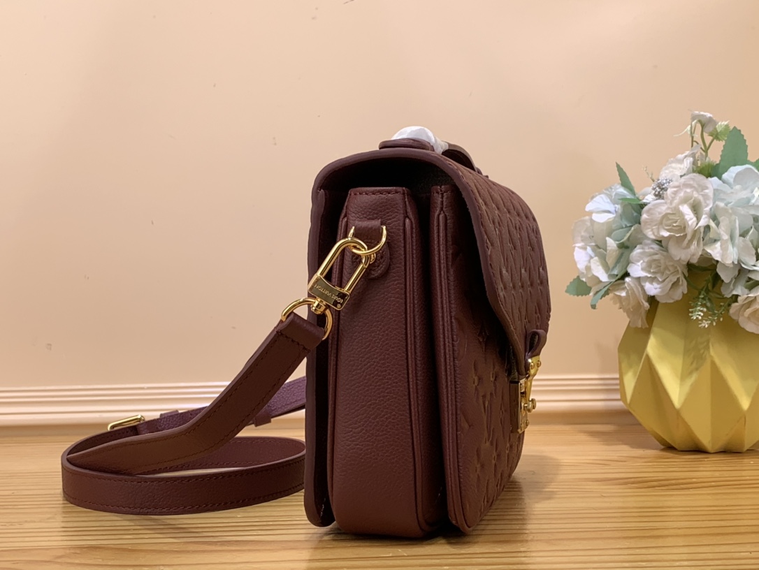 Bagsaaa L0vis Vvtt0n Pochette Metis Burgundy Color - 25 x 19 x 7cm