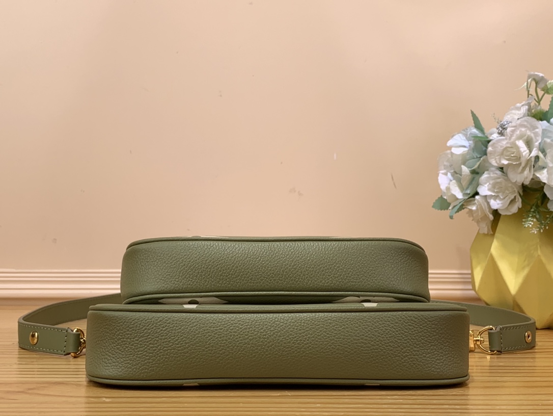 L0vis Vvtt0n MULTI POCHETTE ACCESSOIRES Green - 24x13.5x4cm