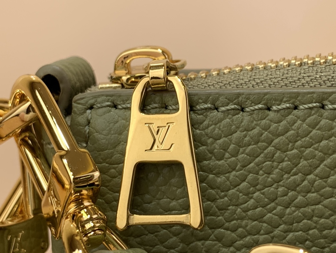 L0vis Vvtt0n MULTI POCHETTE ACCESSOIRES Green - 24x13.5x4cm