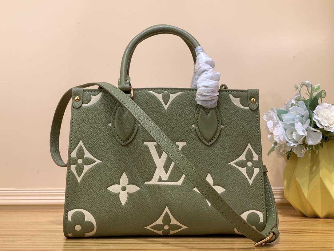 Bagsaaa L0vis Vvtt0n Onthego Green PM - 25 x 19 x 11.5