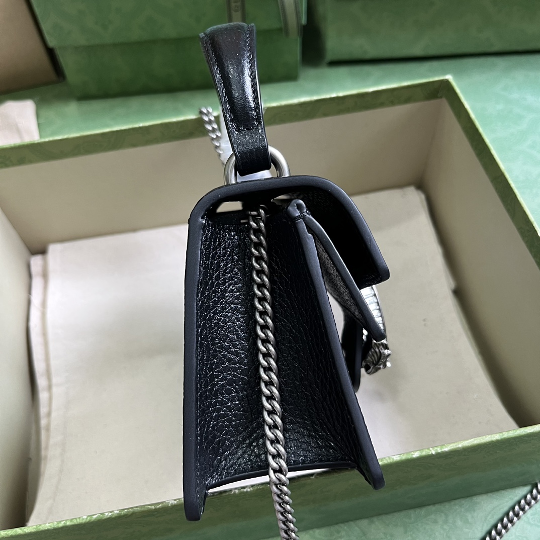 Bagsaaa Gvc*1 Dionysus mini top handle in black - 18x12x6cm
