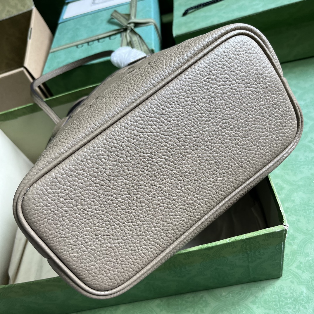 Bagsaaa Gvc*1 Jumbo GG in beige tote - 25x 22x 12cm