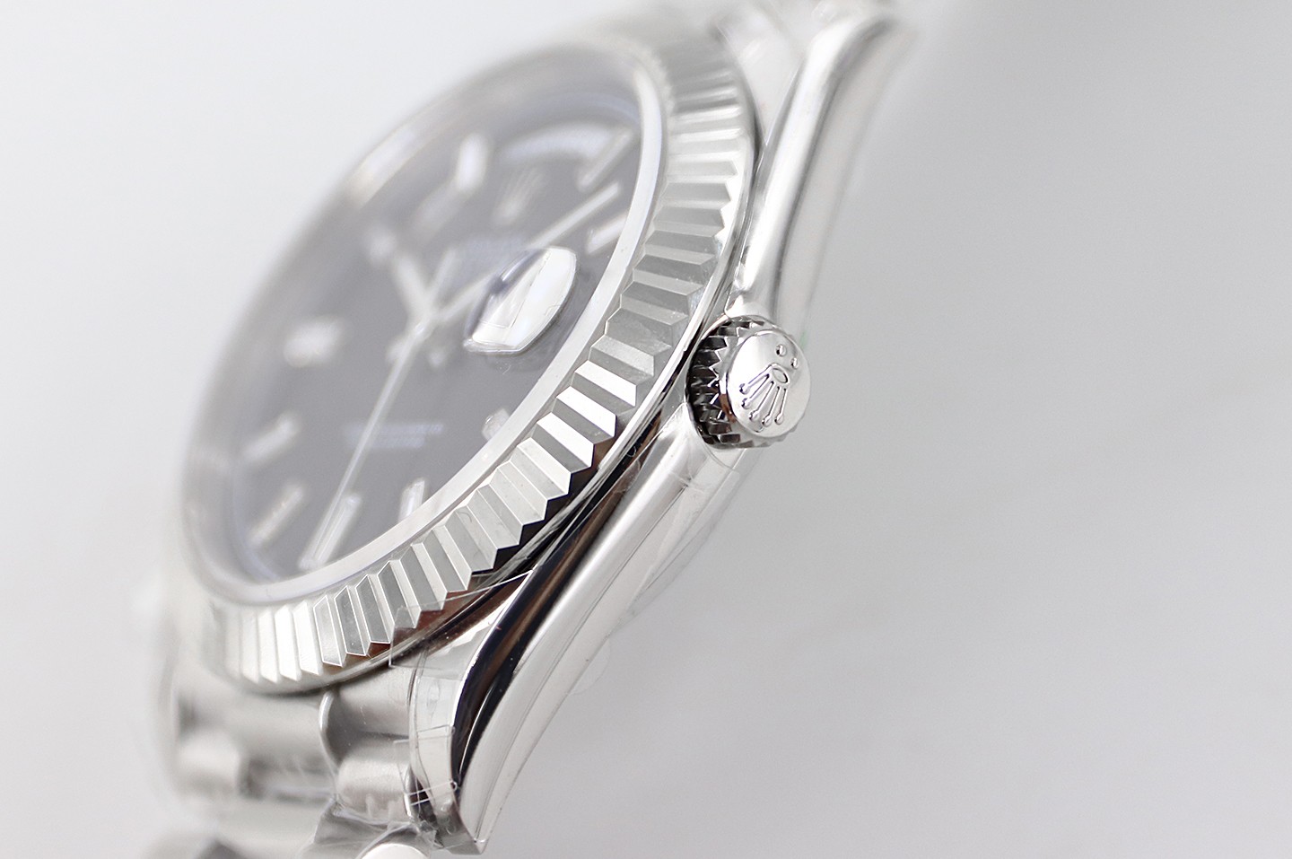 Bagsaaa R01ex Day-Date 40mm Black/18 carat white gold