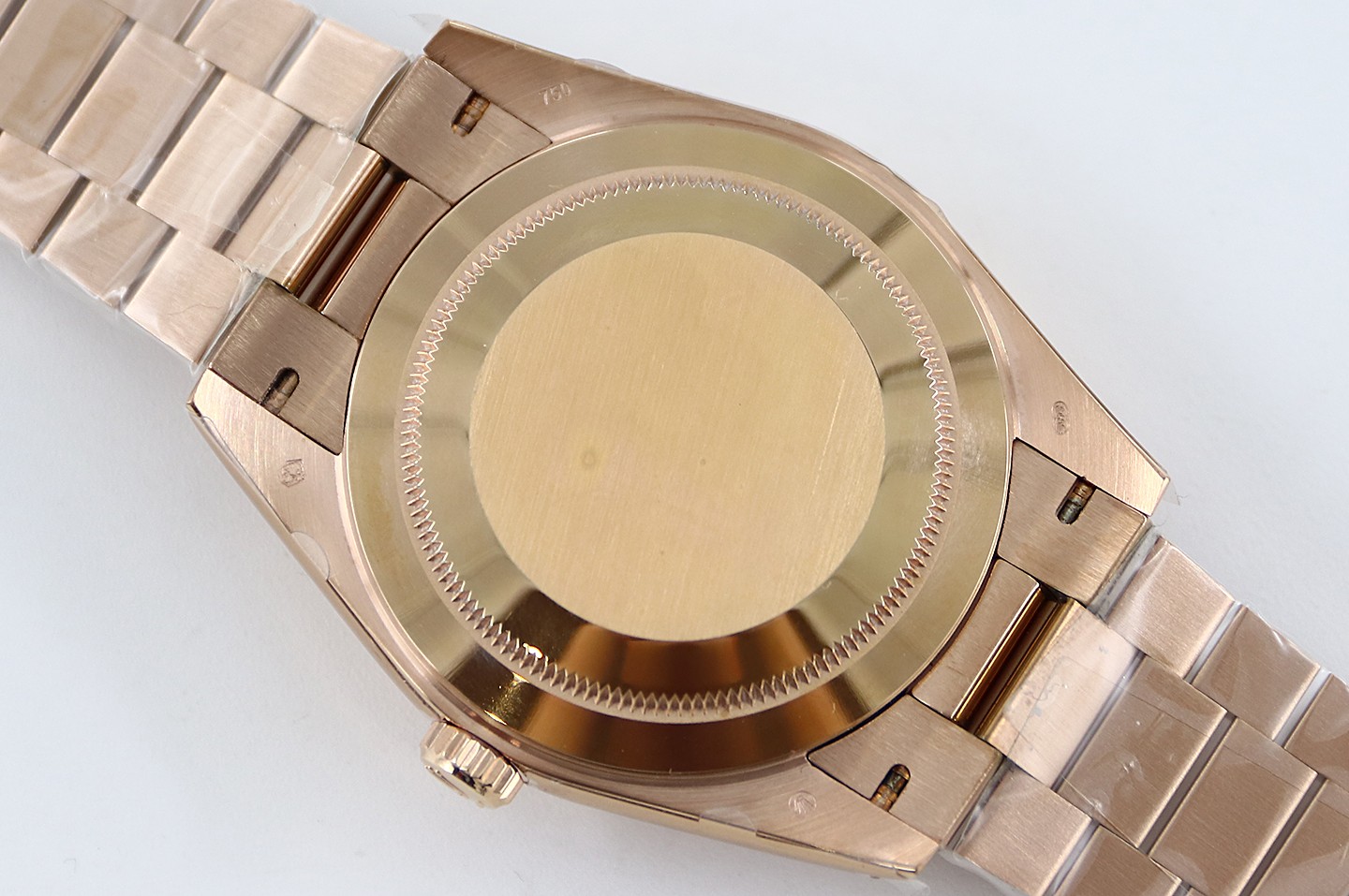 Bagsaaa R01ex Day-Date 40mm Rose Gold