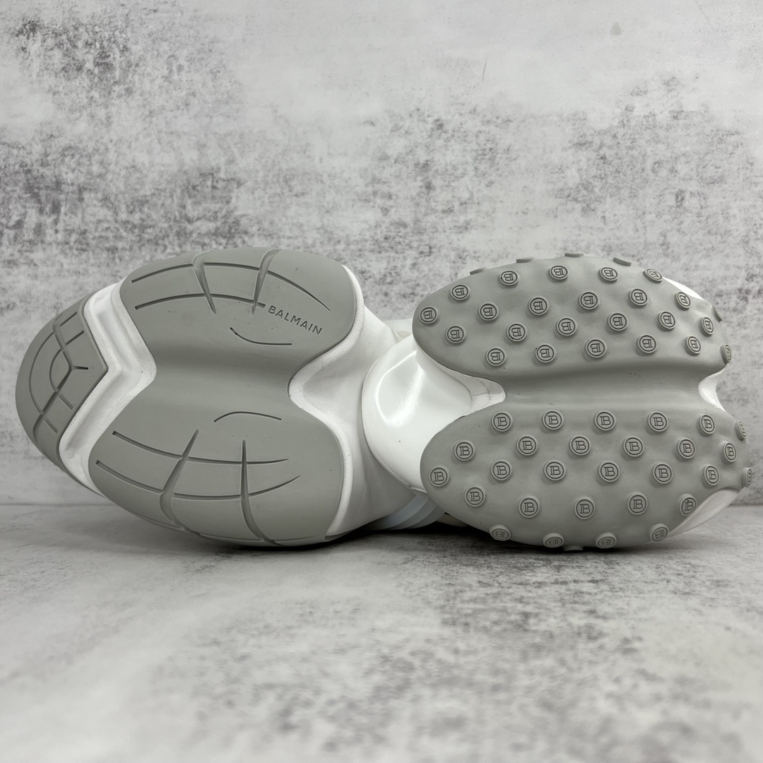 Bagsaaa Balmain Unicorn Low Top trainers in neoprene and leather white and grey