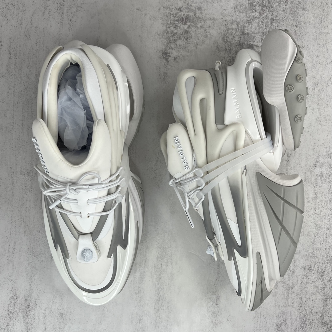Bagsaaa Balmain Unicorn Low Top trainers in neoprene and leather white and grey
