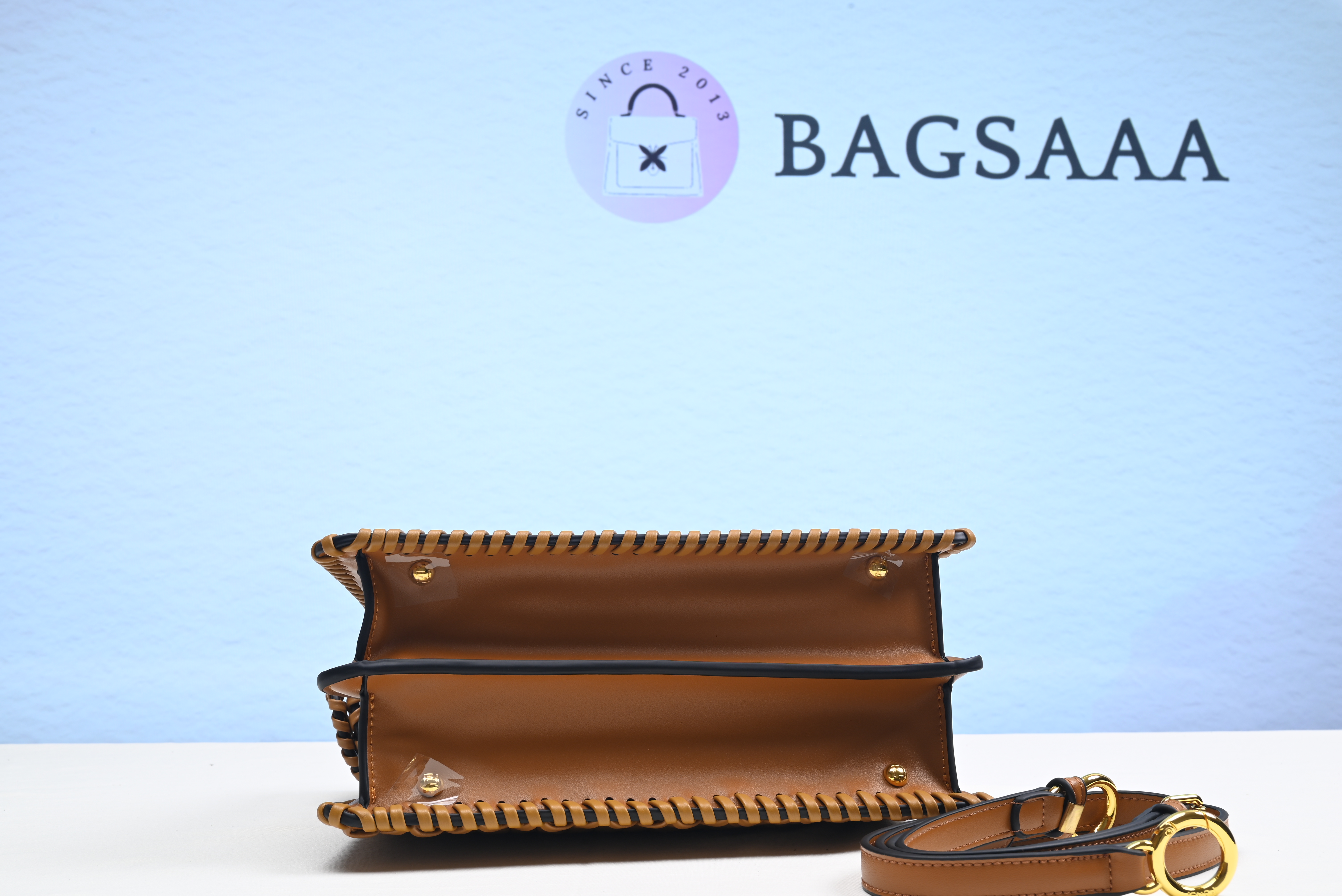 Bagsaaa F**di Peekaboo Petite Brown - 27x21x11cm