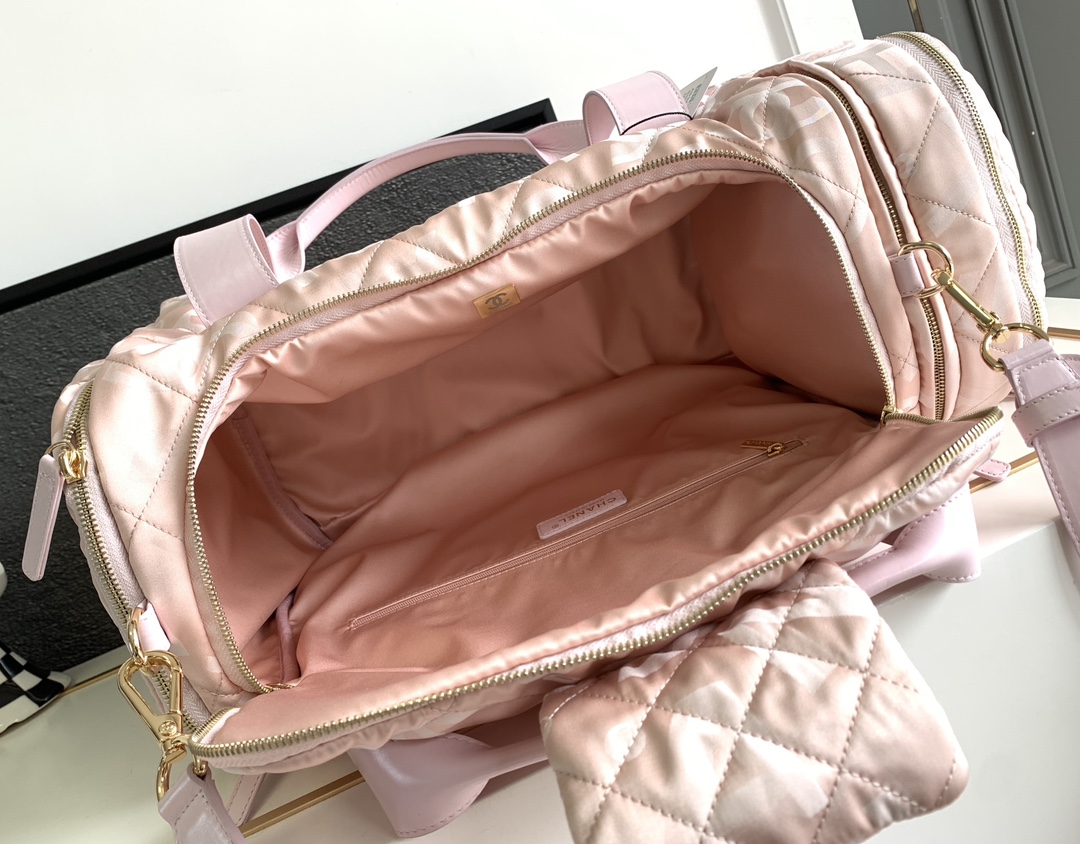 Bagsaaa Ch**el Pink Nylon Coco Neige Two-in-One Duffle/Backpack - 51*23*20.5cm