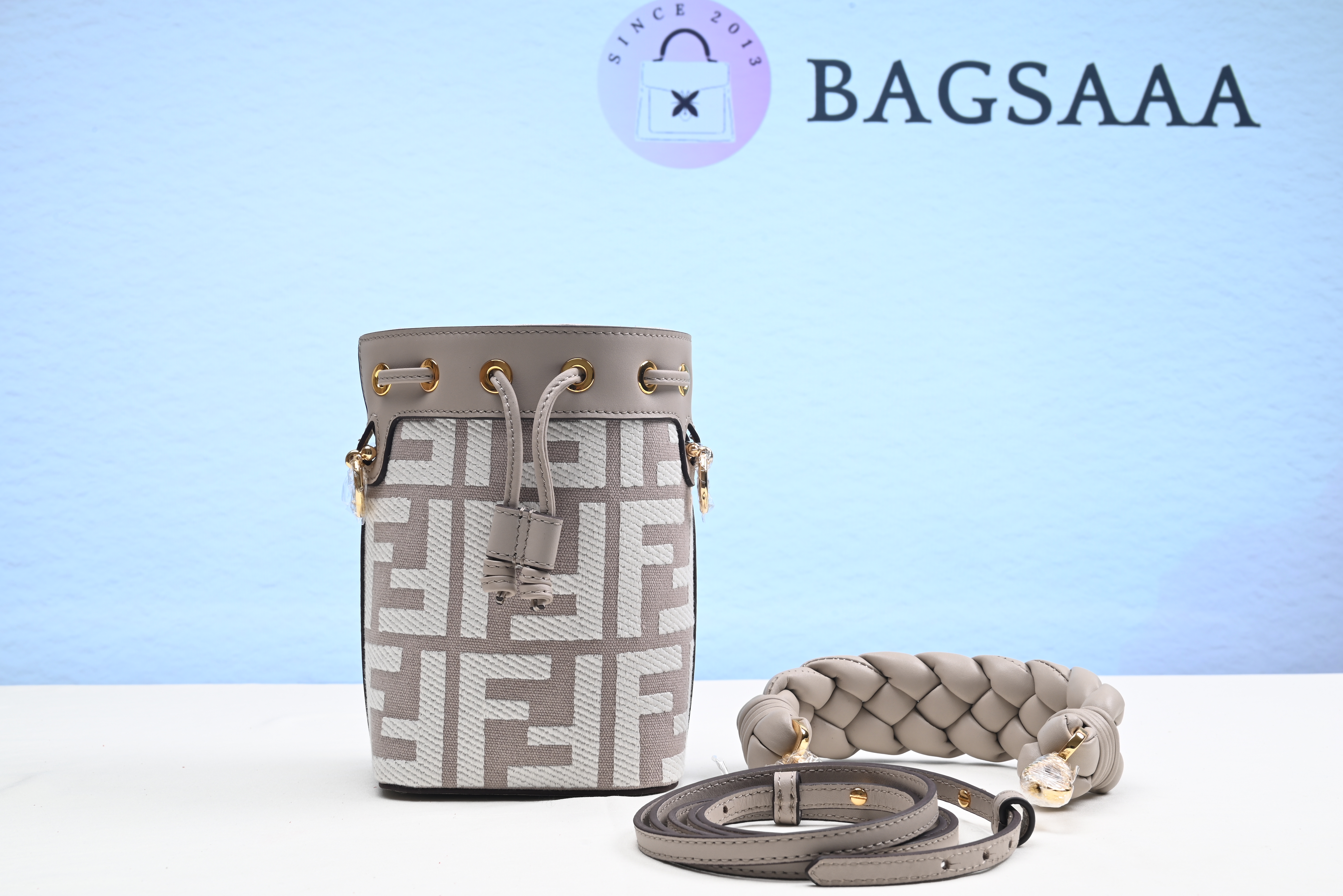 Bagsaaa F**di Mon Tresor Grey canvas FF mini bag - 18*10*12cm