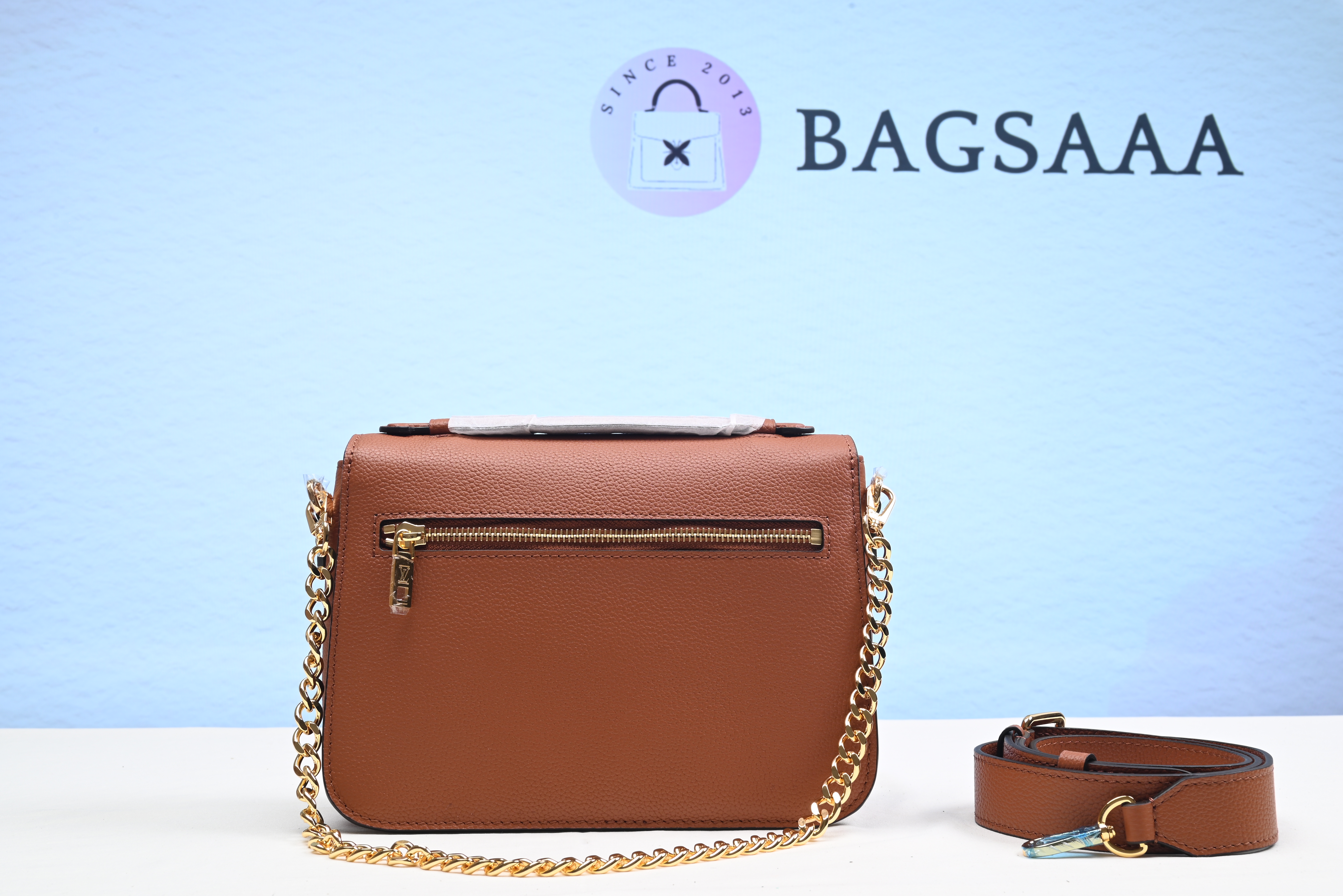 Bagsaaa L0vis Vvtt0n Oxford Lockme Brown Bag - M22735 - 22 x 16 x 9.5 cm