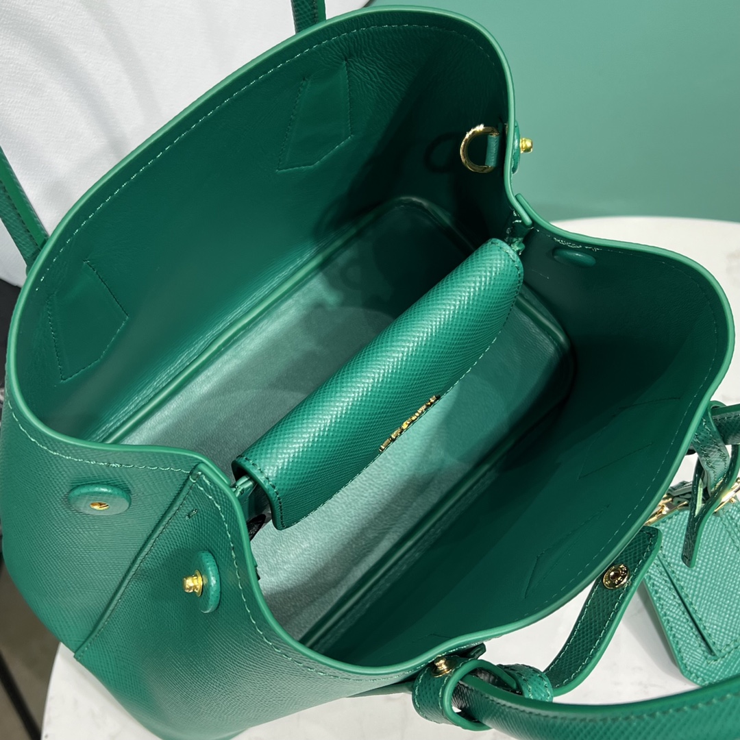 Bagsaaa Pra*a Double Saffiano leather green mini bag