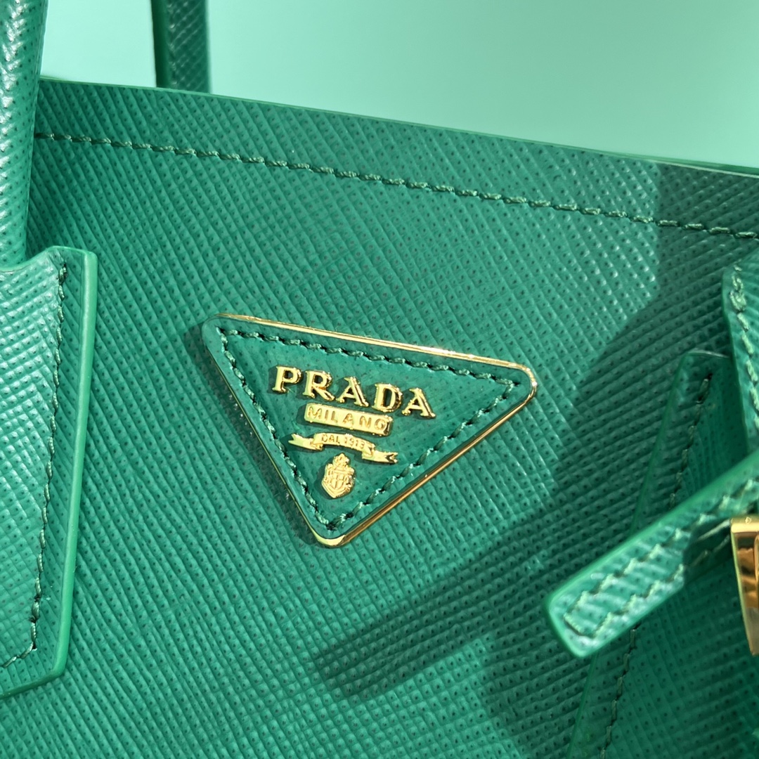 Bagsaaa Pra*a Double Saffiano leather green mini bag