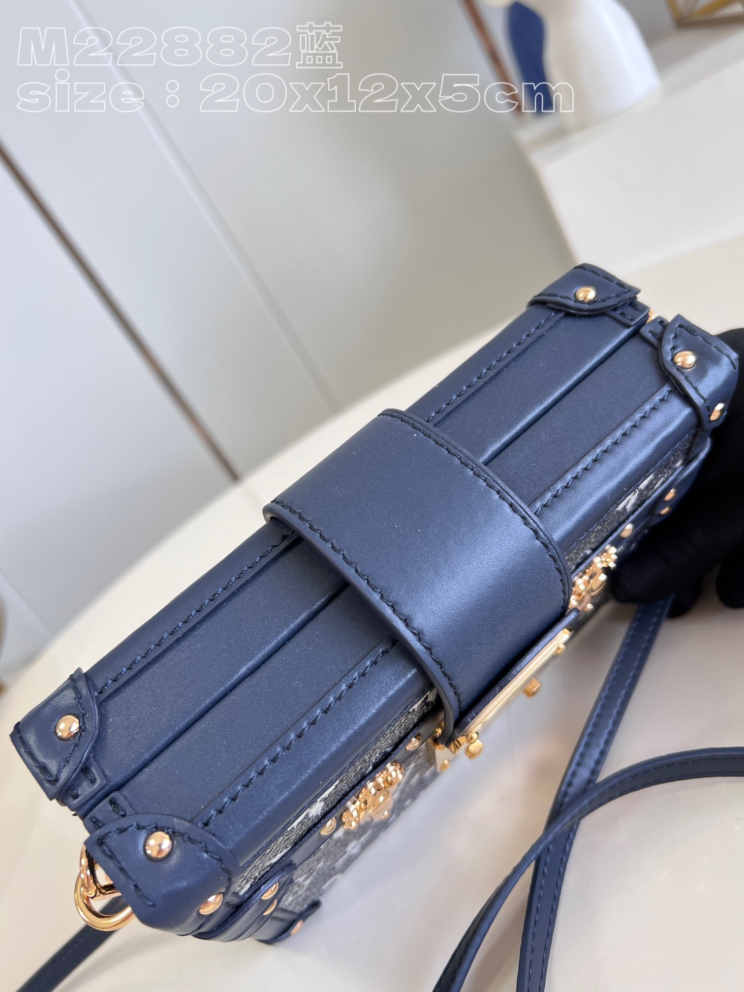 Bagsaaa L0vis Vvtt0n Petite Malle Bag Denim Gold Hardware
