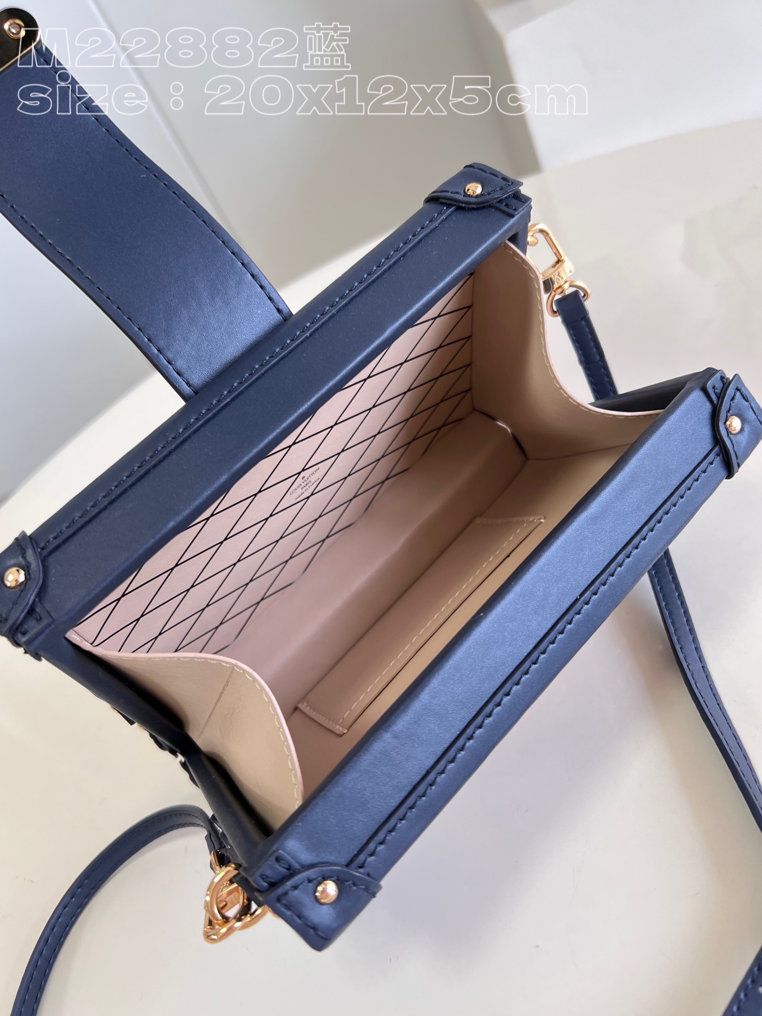 Bagsaaa L0vis Vvtt0n Petite Malle Bag Denim Gold Hardware