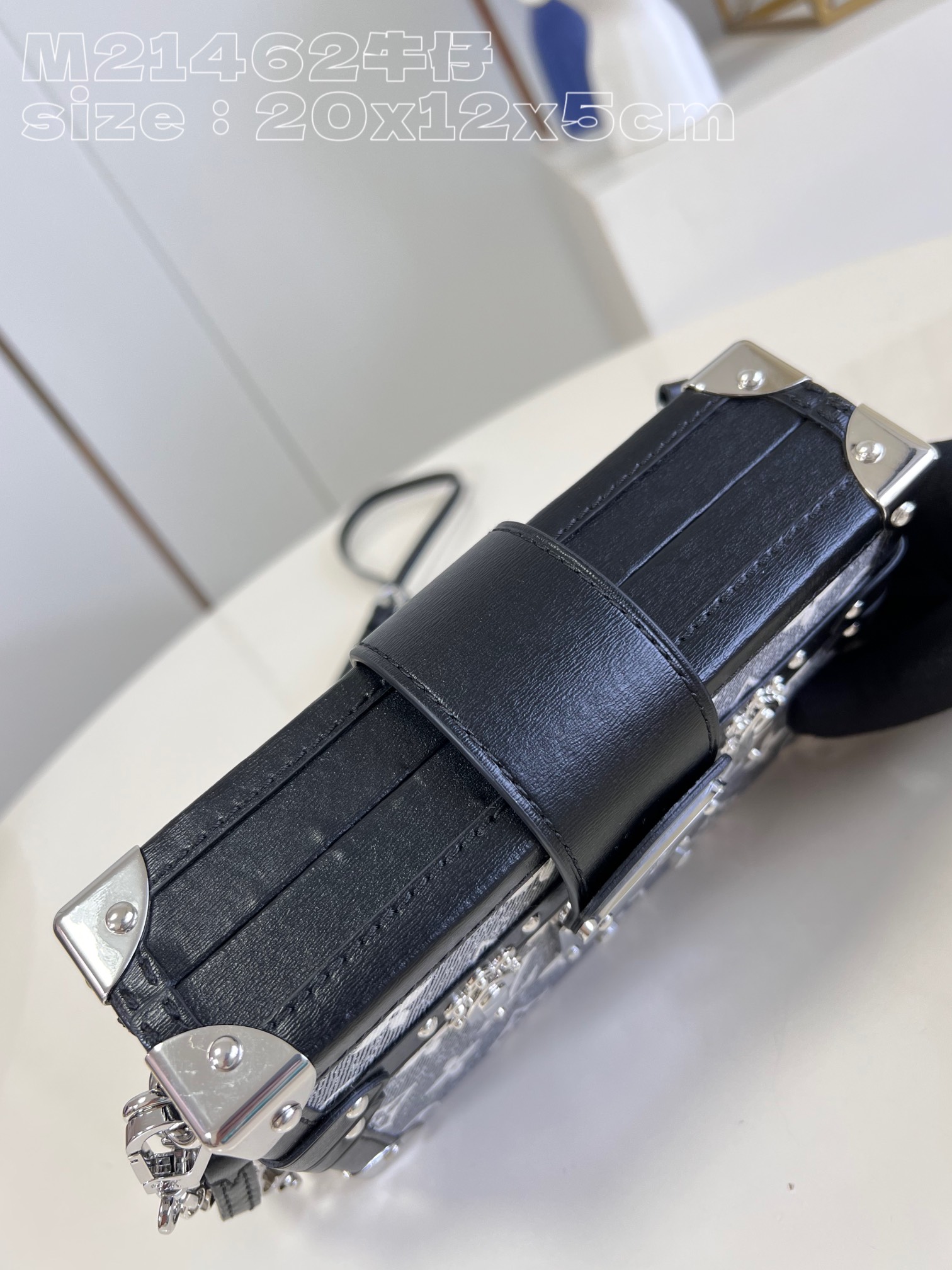 Bagsaaa L0vis Vvtt0n Petite Malle Bag Denim Silver Hardware
