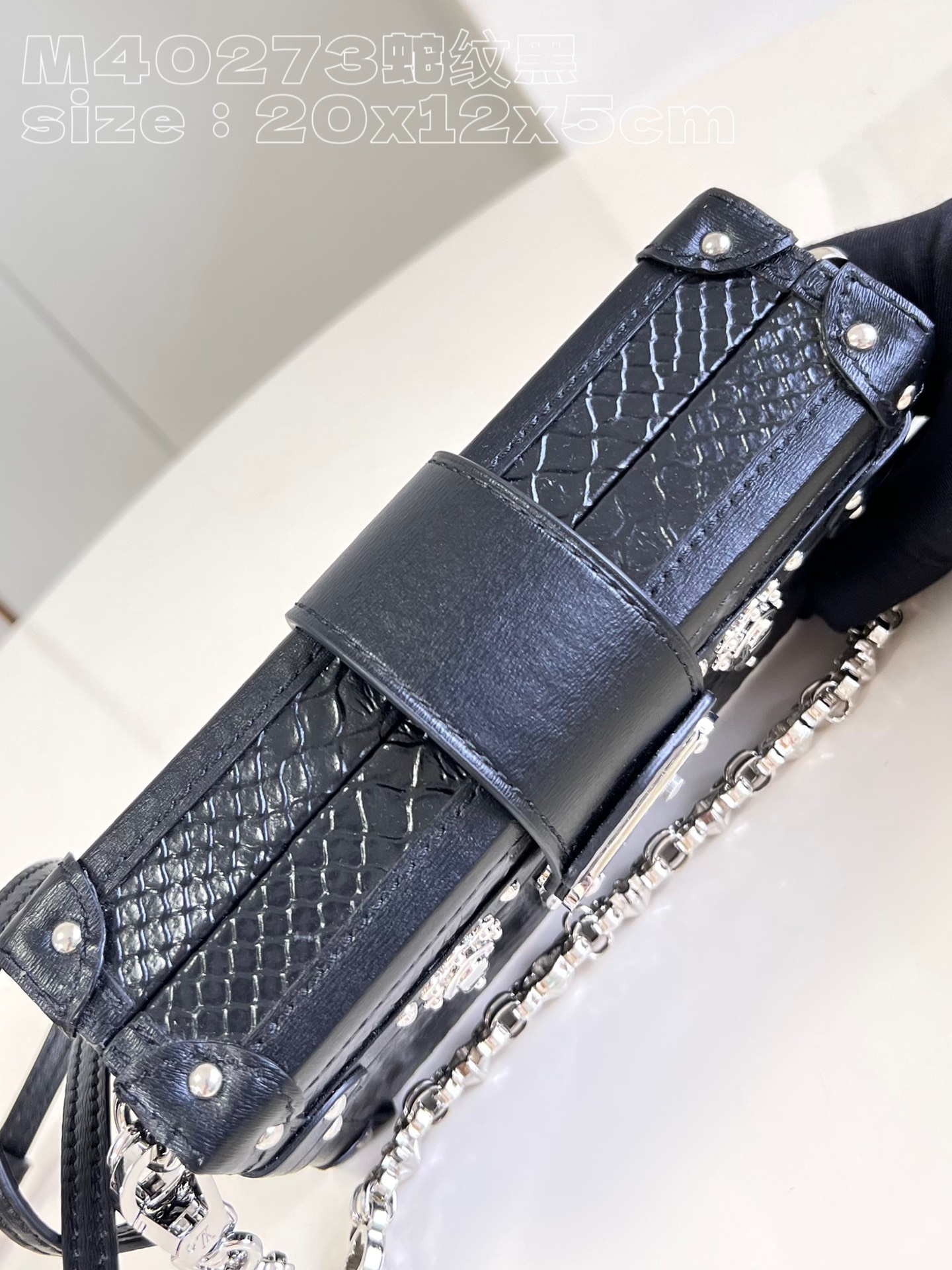 Bagsaaa L0vis Vvtt0n Petite Malle Bag Navy Python Leather Silver Hardware
