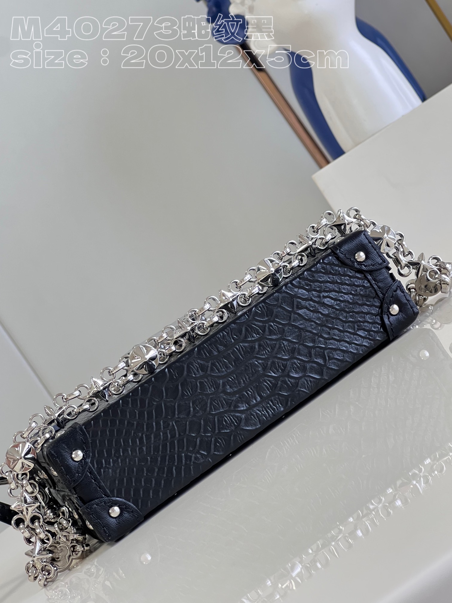 Bagsaaa L0vis Vvtt0n Petite Malle Bag Navy Python Leather Silver Hardware