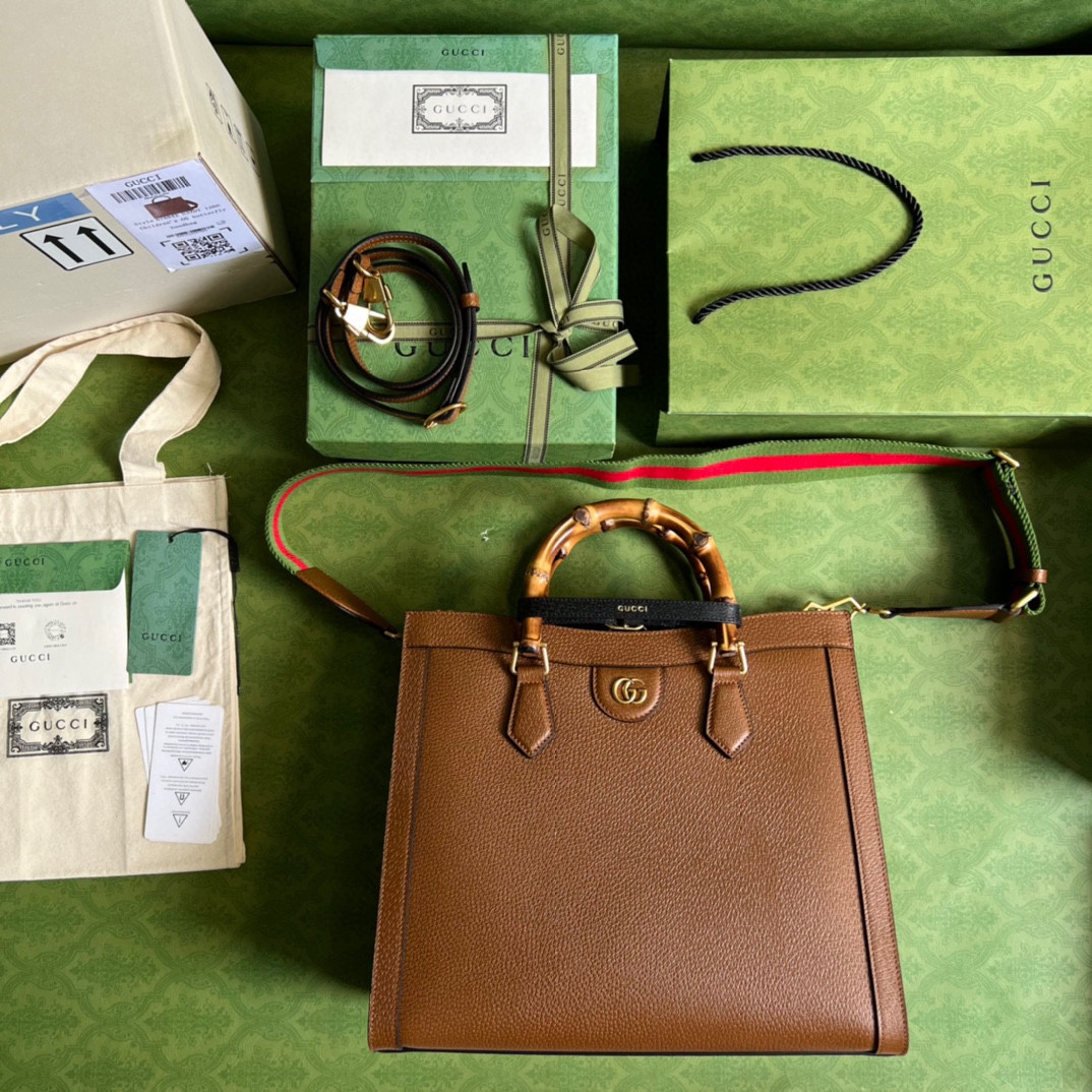 BAGSAAA Gvc*1 DIANA MEDIUM TOTE BAG BROWN
