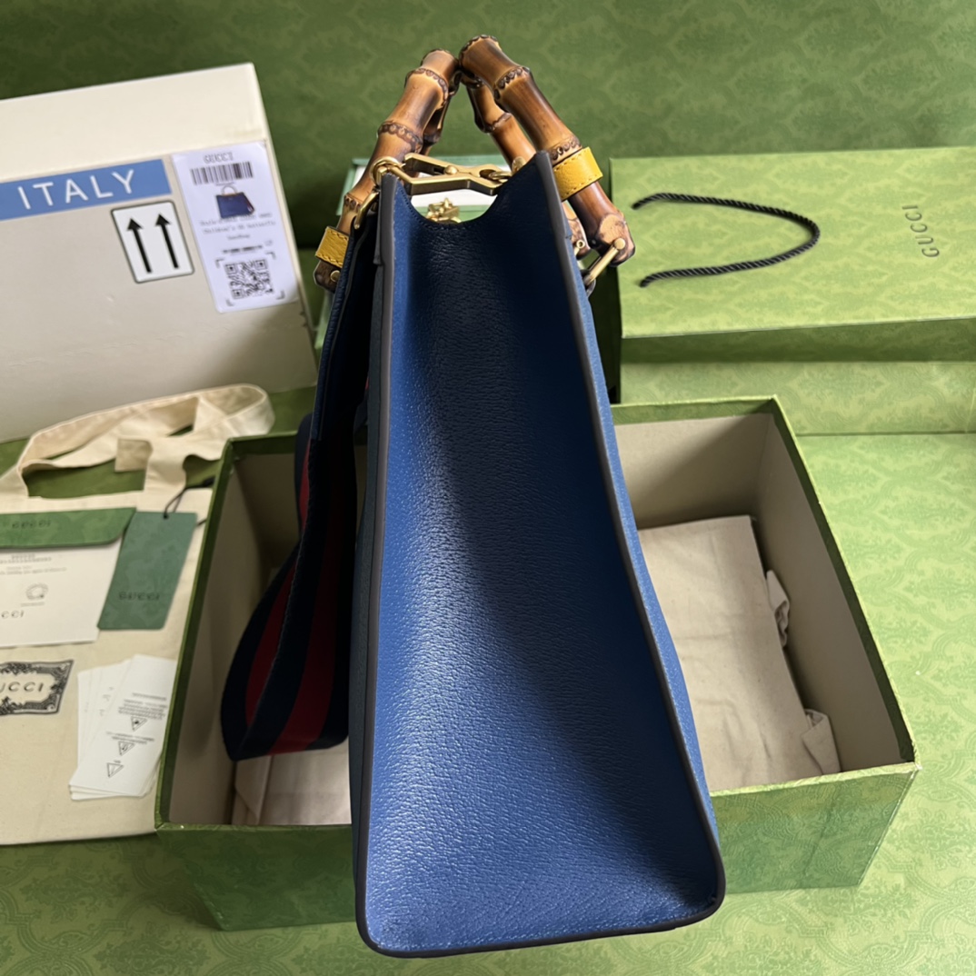 BAGSAAA Gvc*1 DIANA MEDIUM TOTE BAG BLUE