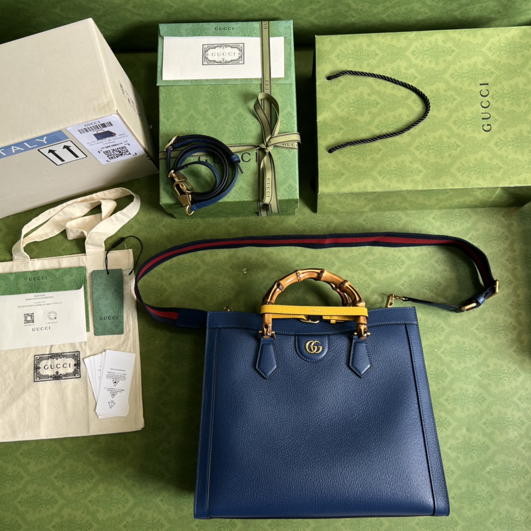 BAGSAAA Gvc*1 DIANA MEDIUM TOTE BAG BLUE