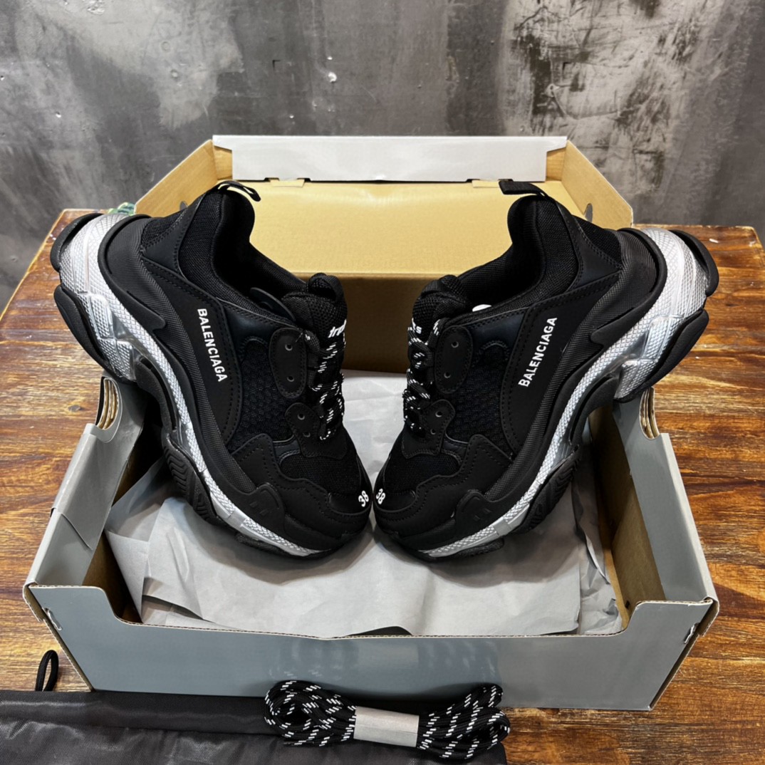 BAGSAAA Ba1en*iaga BLACK ‘TRIPLE S’ SNEAKERS BLACK