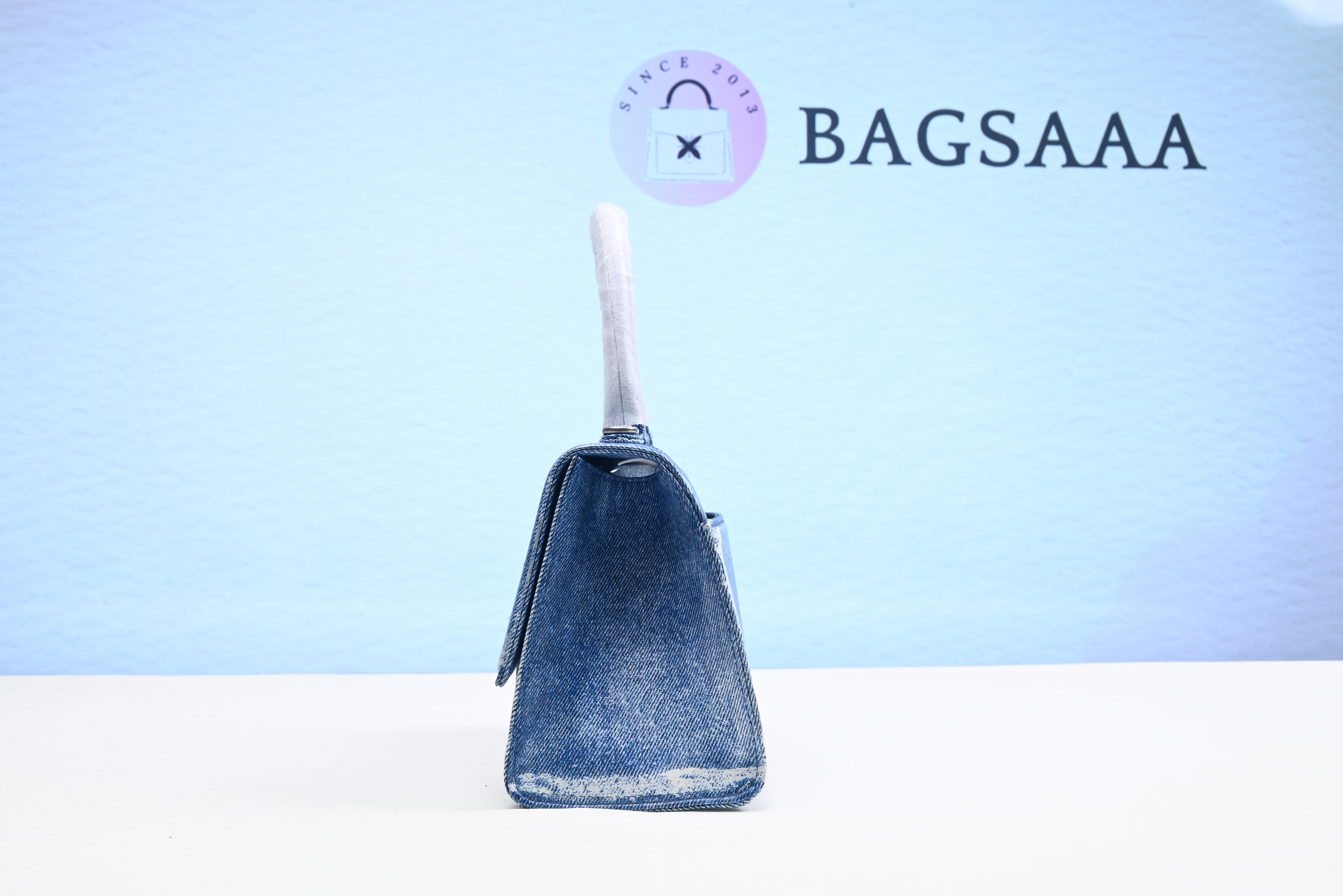 Bagsaaa Hourglass Denim-Print Leather Bag - Light Blue 19x12x7.5cm