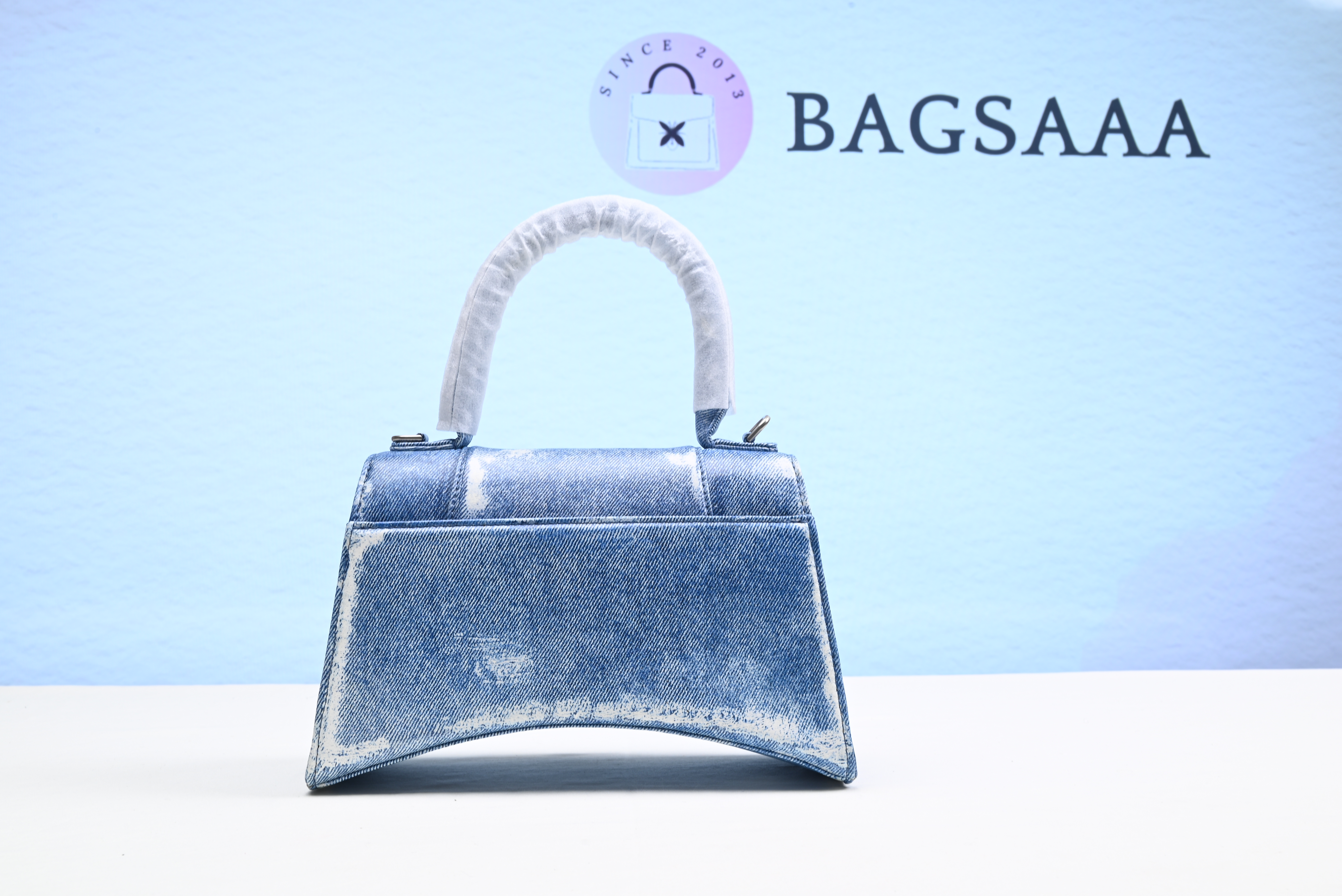 Bagsaaa Hourglass Denim-Print Leather Bag - Light Blue 19x12x7.5cm