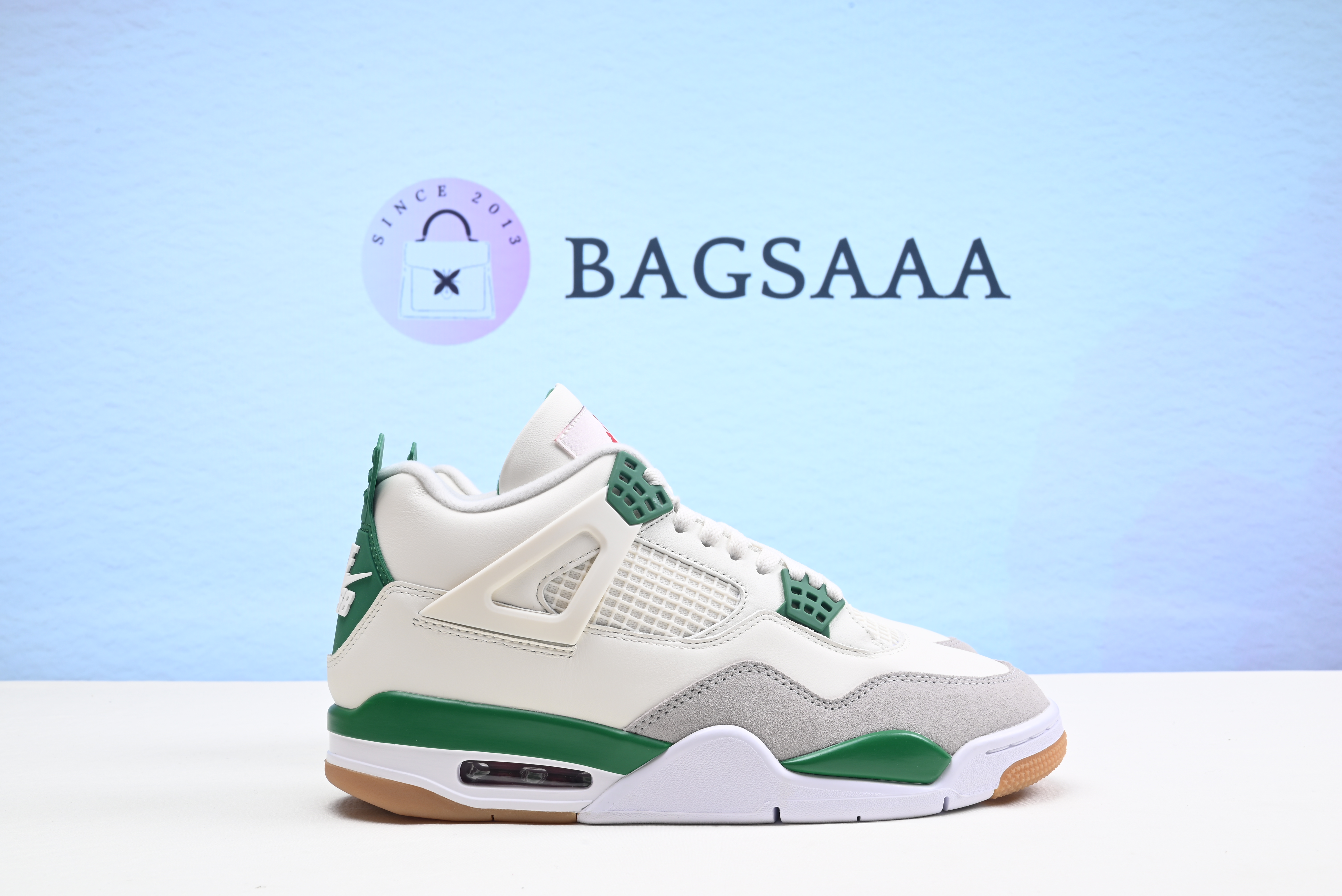 Bagsaaa Air Jordan 4 SB Green Sneaker