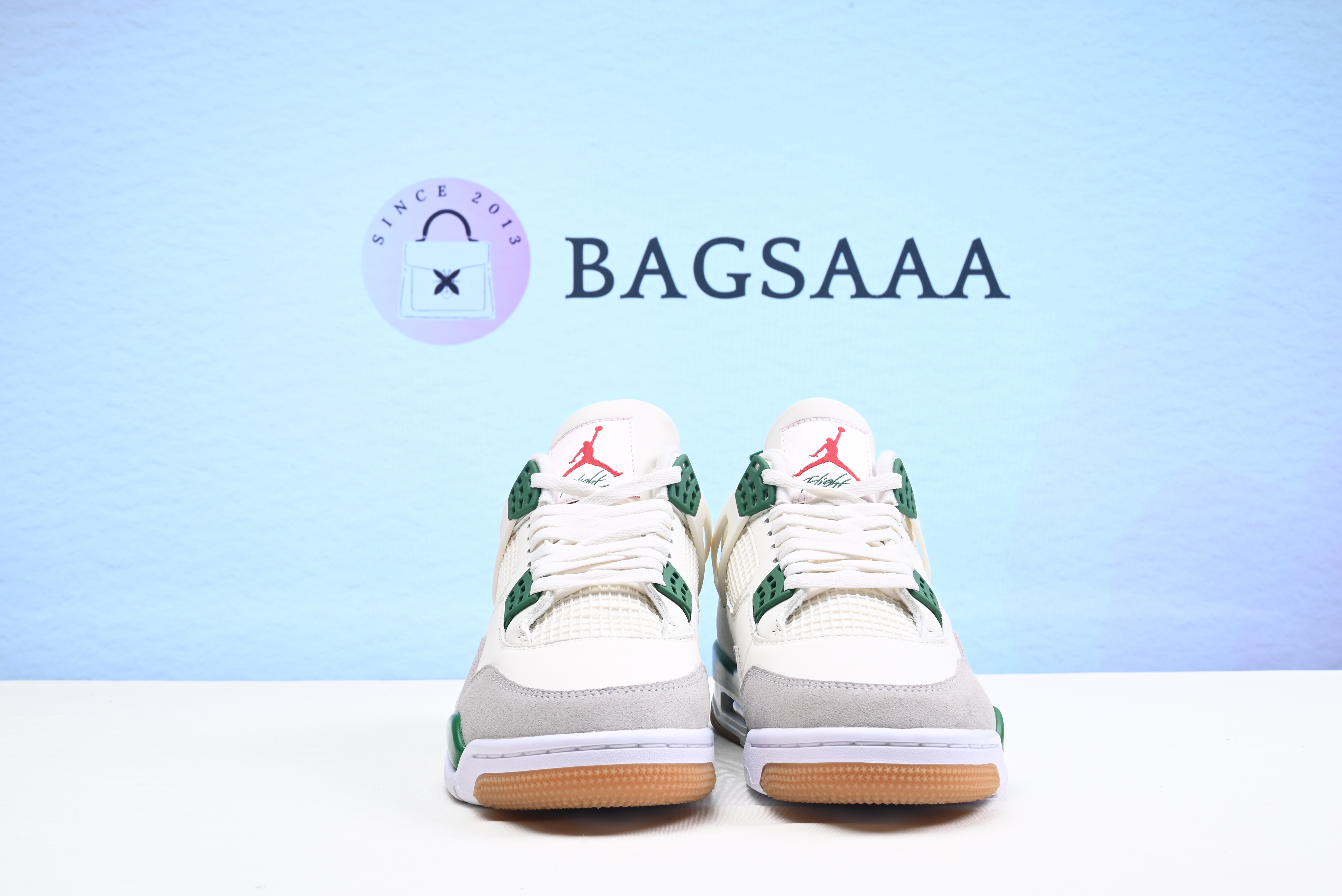 Bagsaaa Air Jordan 4 SB Green Sneaker