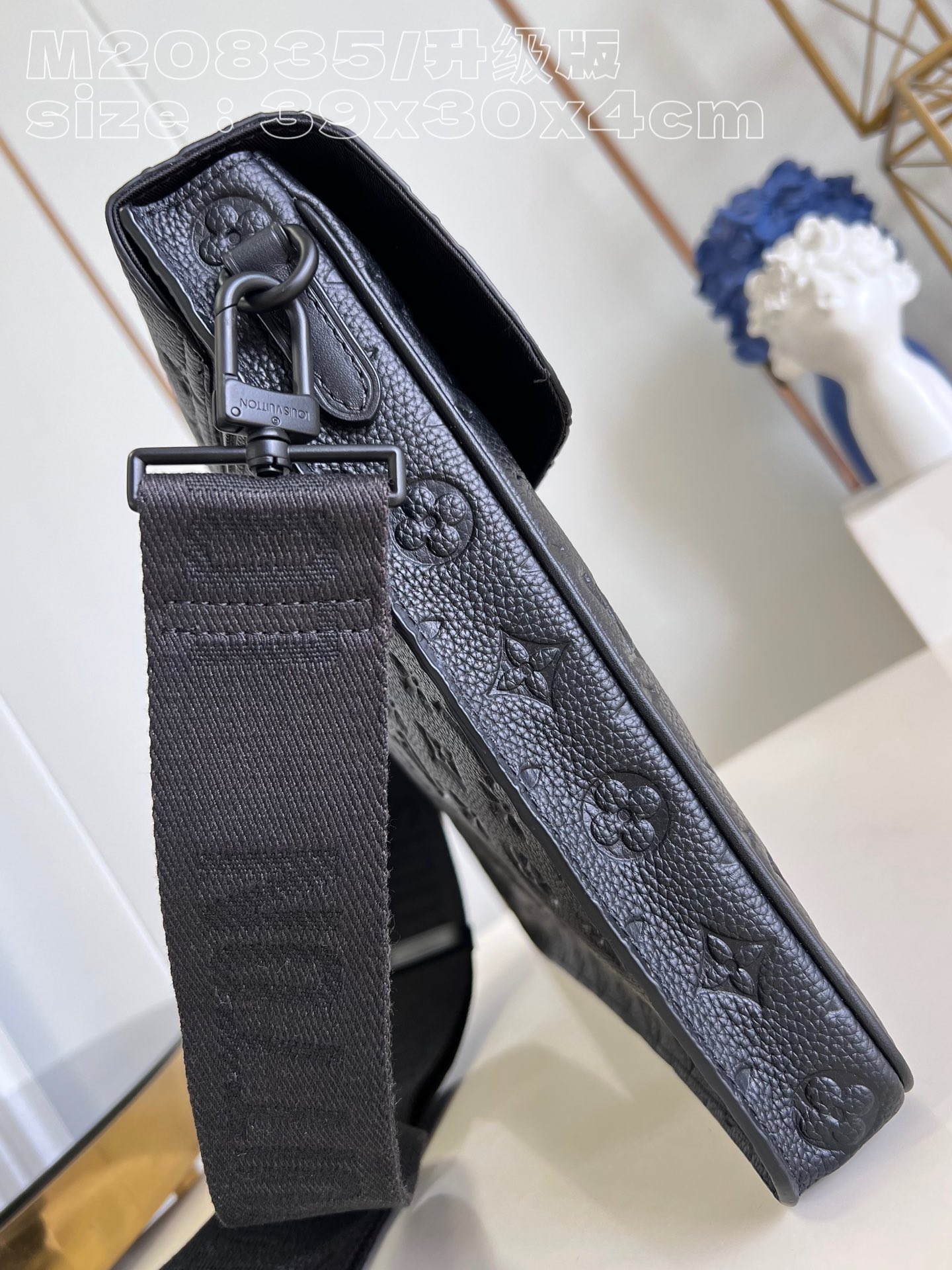 Bagsaaa S Lock Briefcase 39 x 30 x 4cm