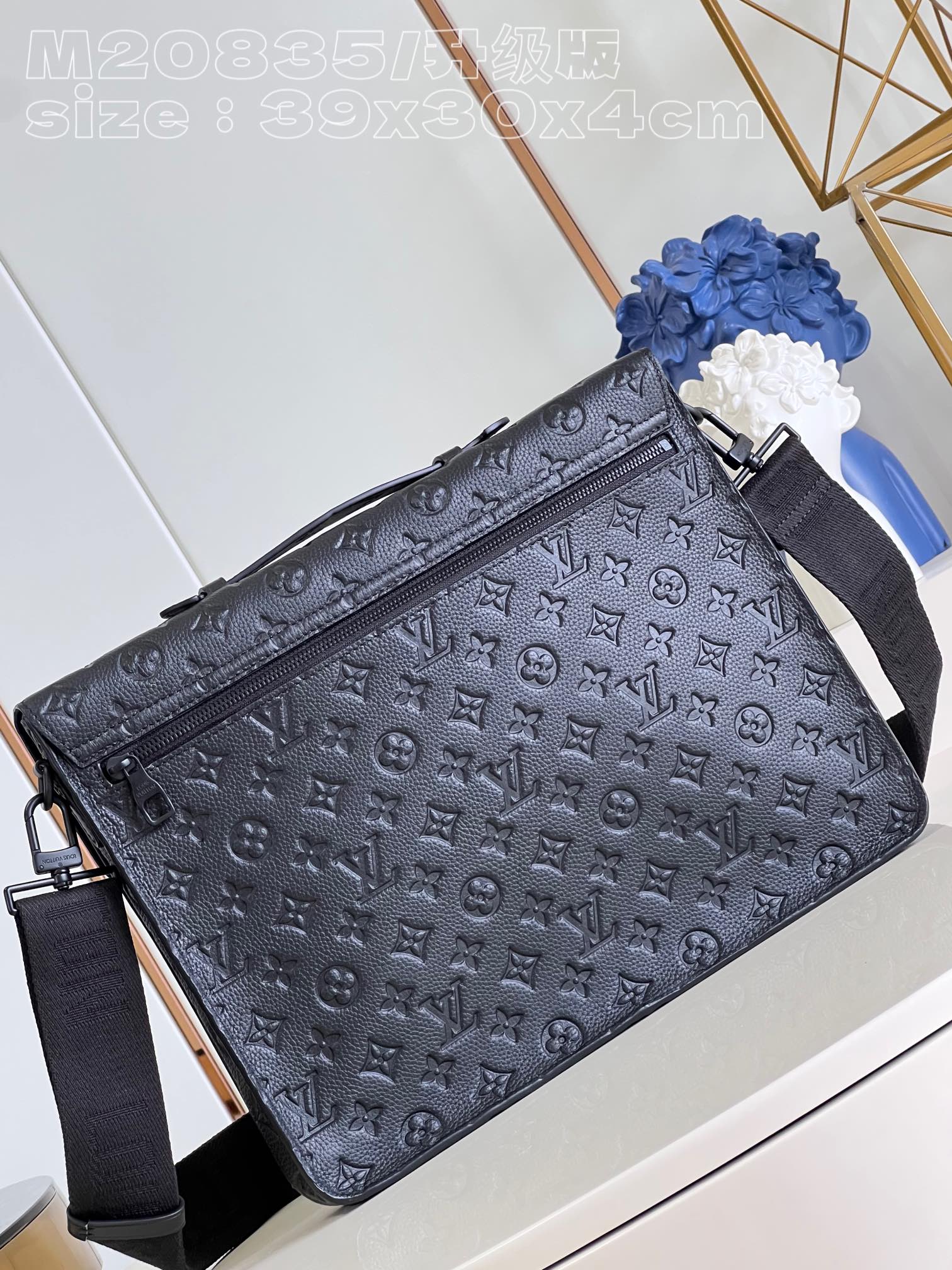 Bagsaaa S Lock Briefcase 39 x 30 x 4cm