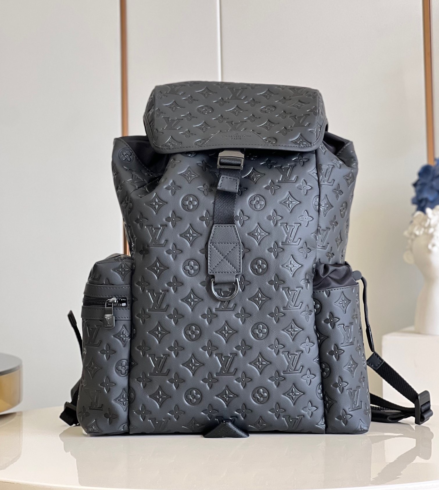 Bagsaaa L0vis Vvtt0n Trekking Backpack M43680 