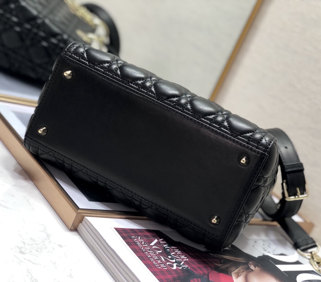 Bagsaaa Medium Lady D10r Bag Black Cannage Lambskin - 24cm