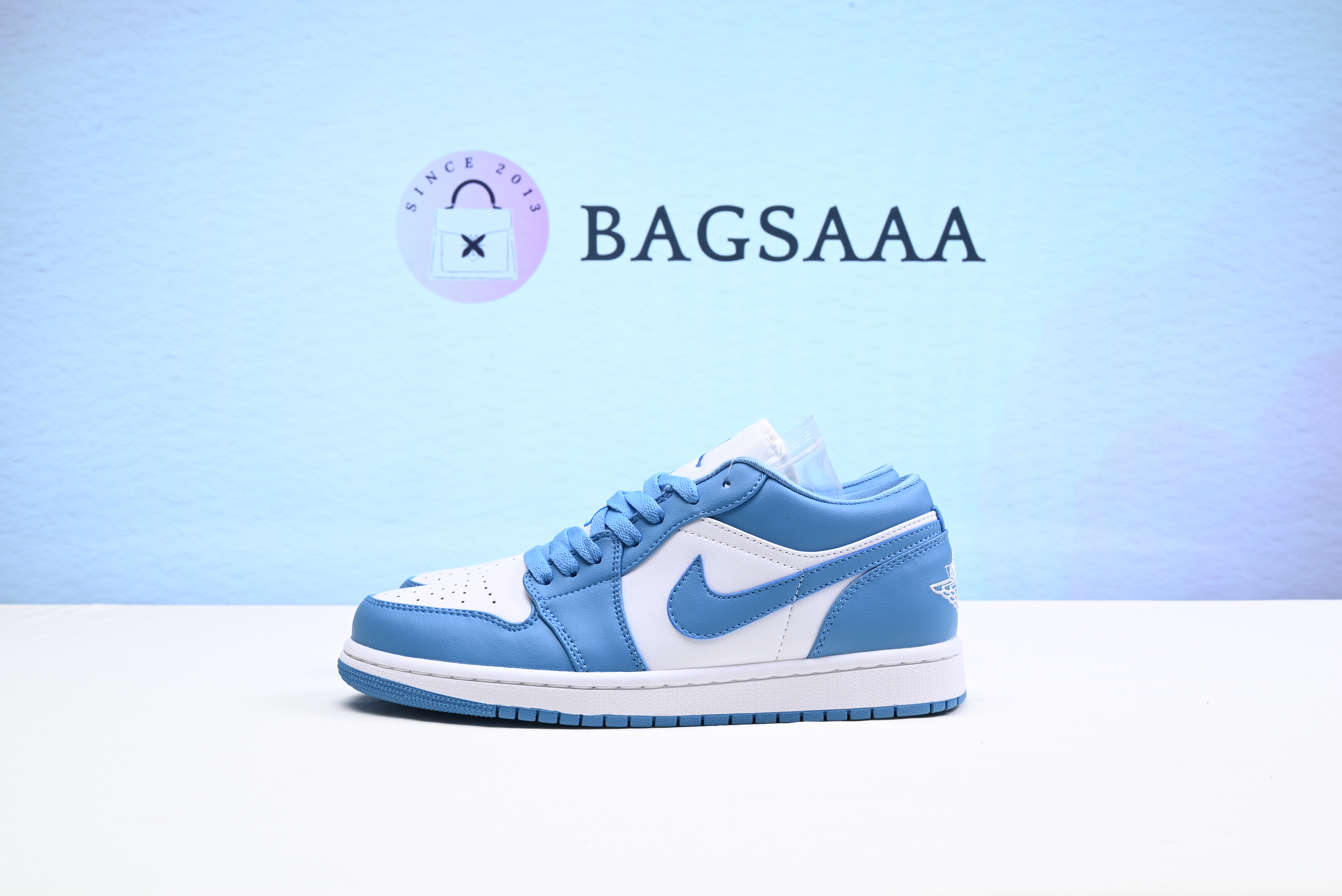 Air Jorrdan Blue Jordan 1 Low Unc