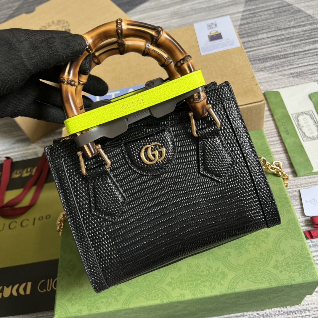 Bagsaaa Gvc*1 Mini Diana Lizard Black Leather 20x15.5x10cm