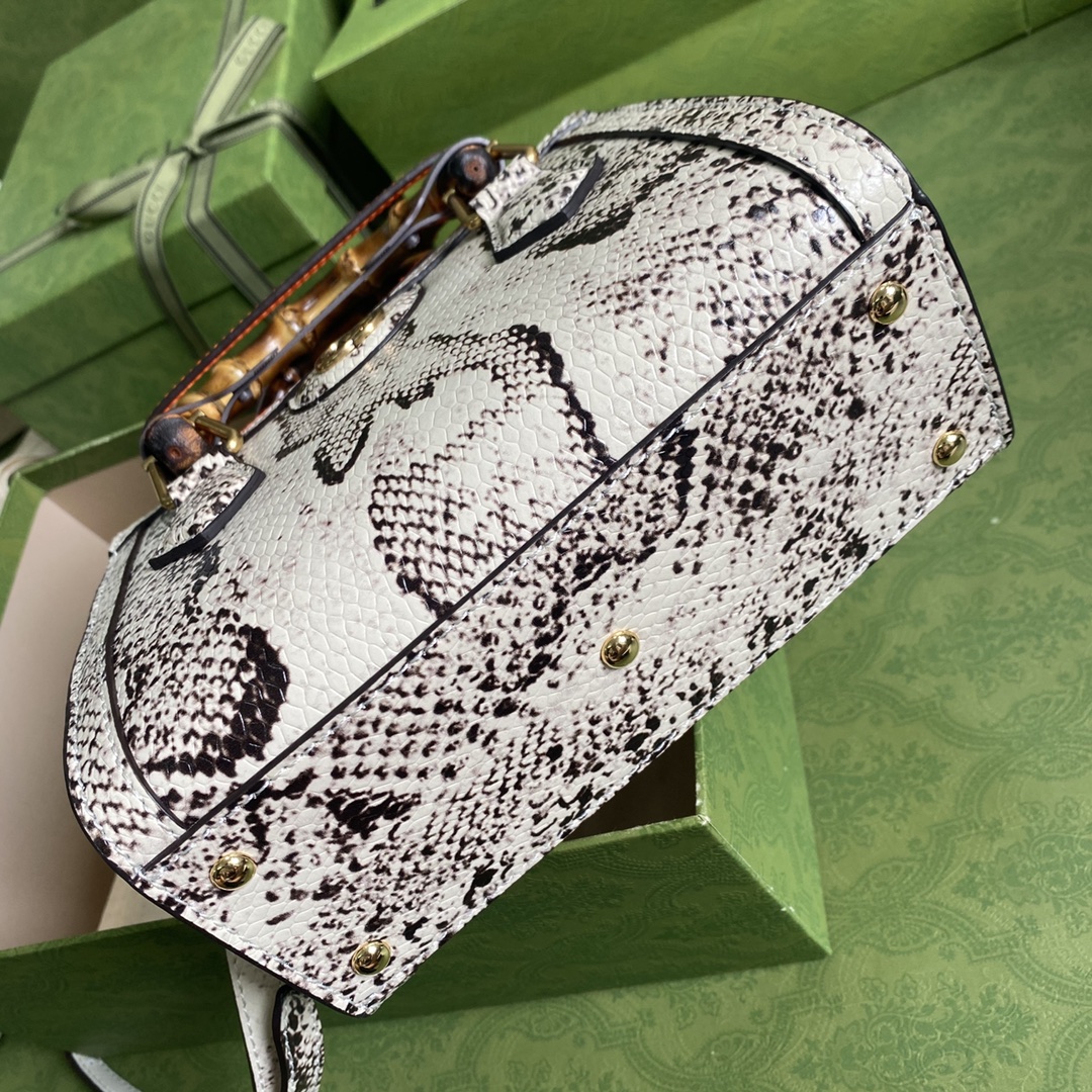Bagsaaa Gvc*1 Mini Diana Python White Leather 20x15.5x10cm