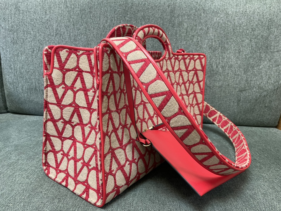Bagsaaa Va1e*ntin0 Garavani La Troisième Toile Iconographe tote bag red