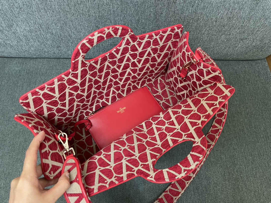 Bagsaaa Va1e*ntin0 Garavani La Troisième Toile Iconographe tote bag red
