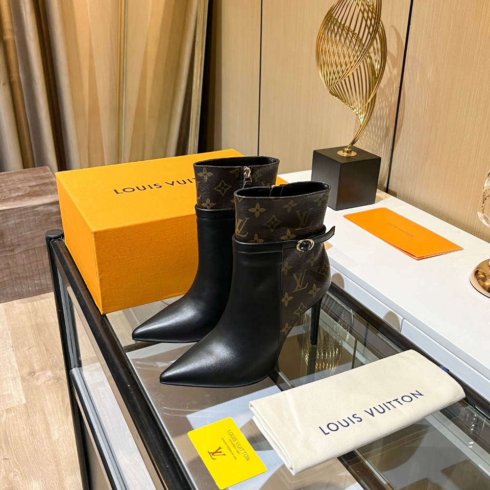 Bagsaaa L0vis Vvtt0n ankle short boots