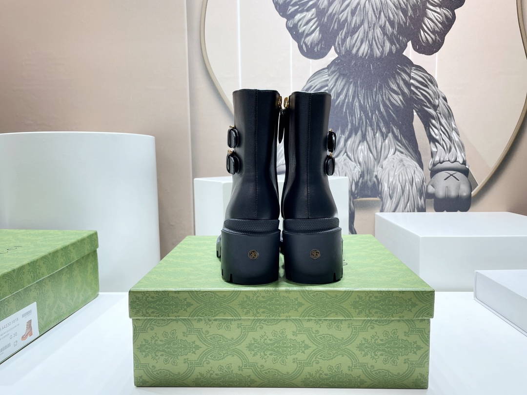 Bagsaaa Gvc*1 Trip Printed Coated-canvas And Leather Ankle Boots - Black