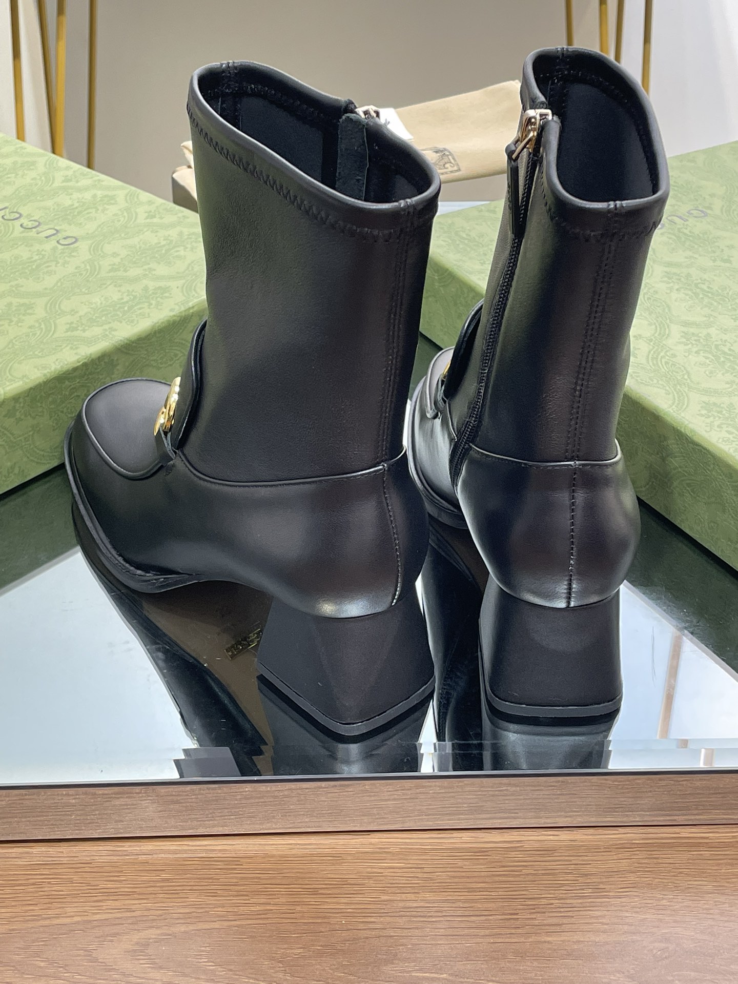 Bagsaaa Gvc*1 Horsebit Ankle Boots Black