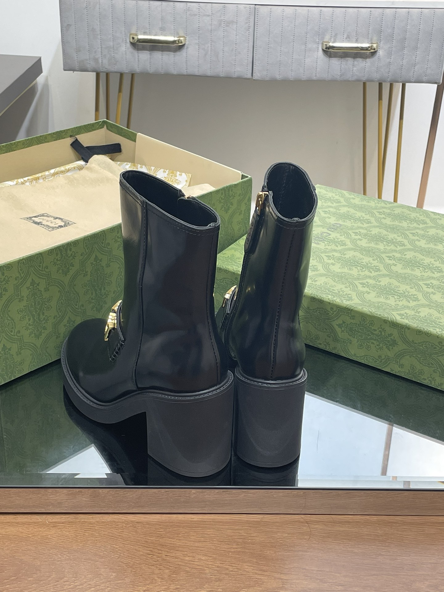 Bagsaaa Gvc*1 Ankle Boots