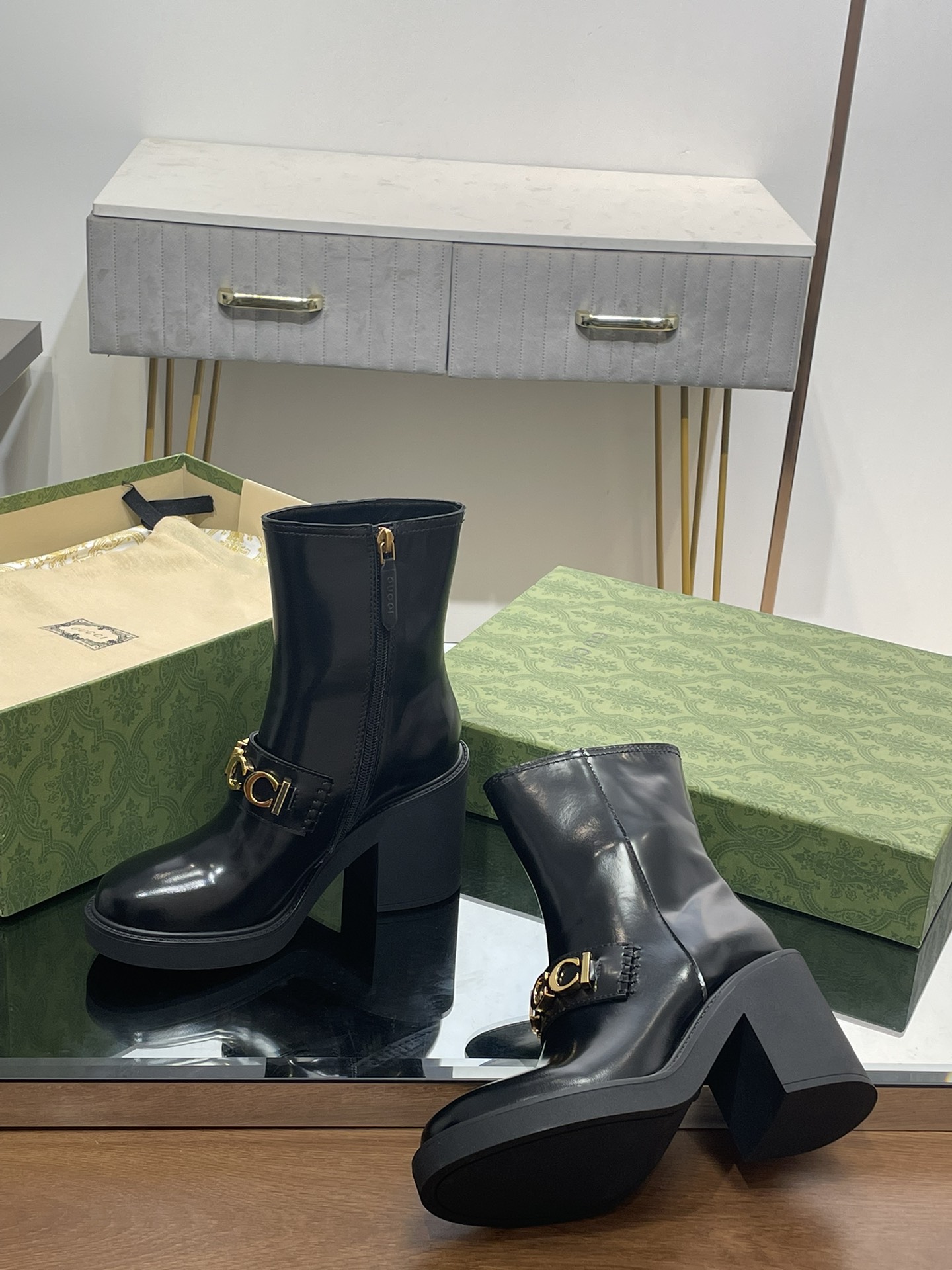 Bagsaaa Gvc*1 Ankle Boots