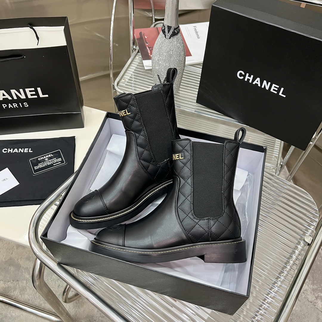 Bagsaaa Ch**el Chelsea Black Leather Boots