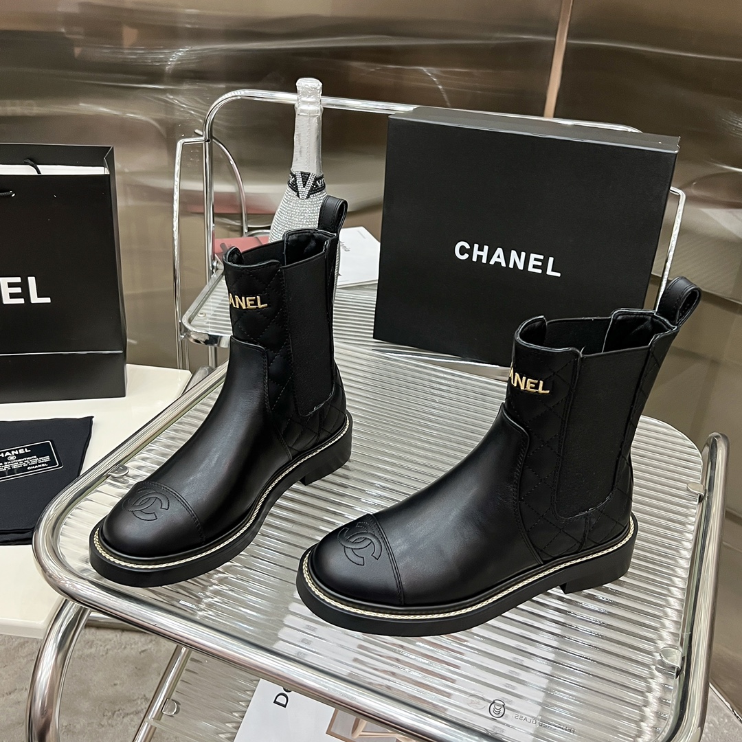Bagsaaa Ch**el Chelsea Black Leather Boots