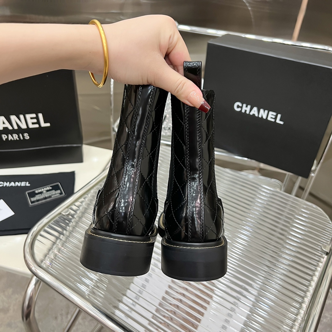 Bagsaaa Ch**el Chelsea Black Patent Leather Boots
