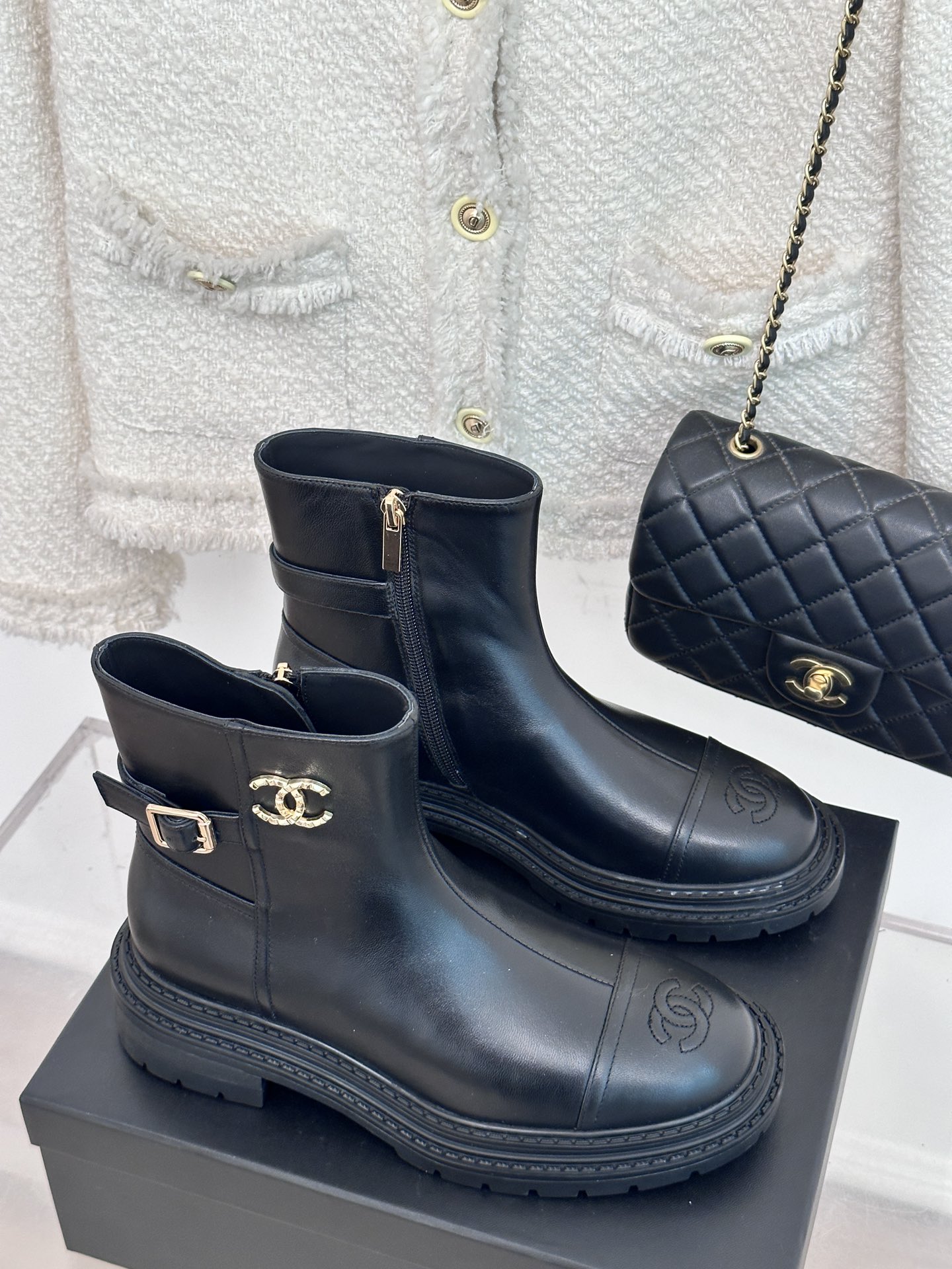 Bagsaaa Ch**el Chelsea Leather Boots